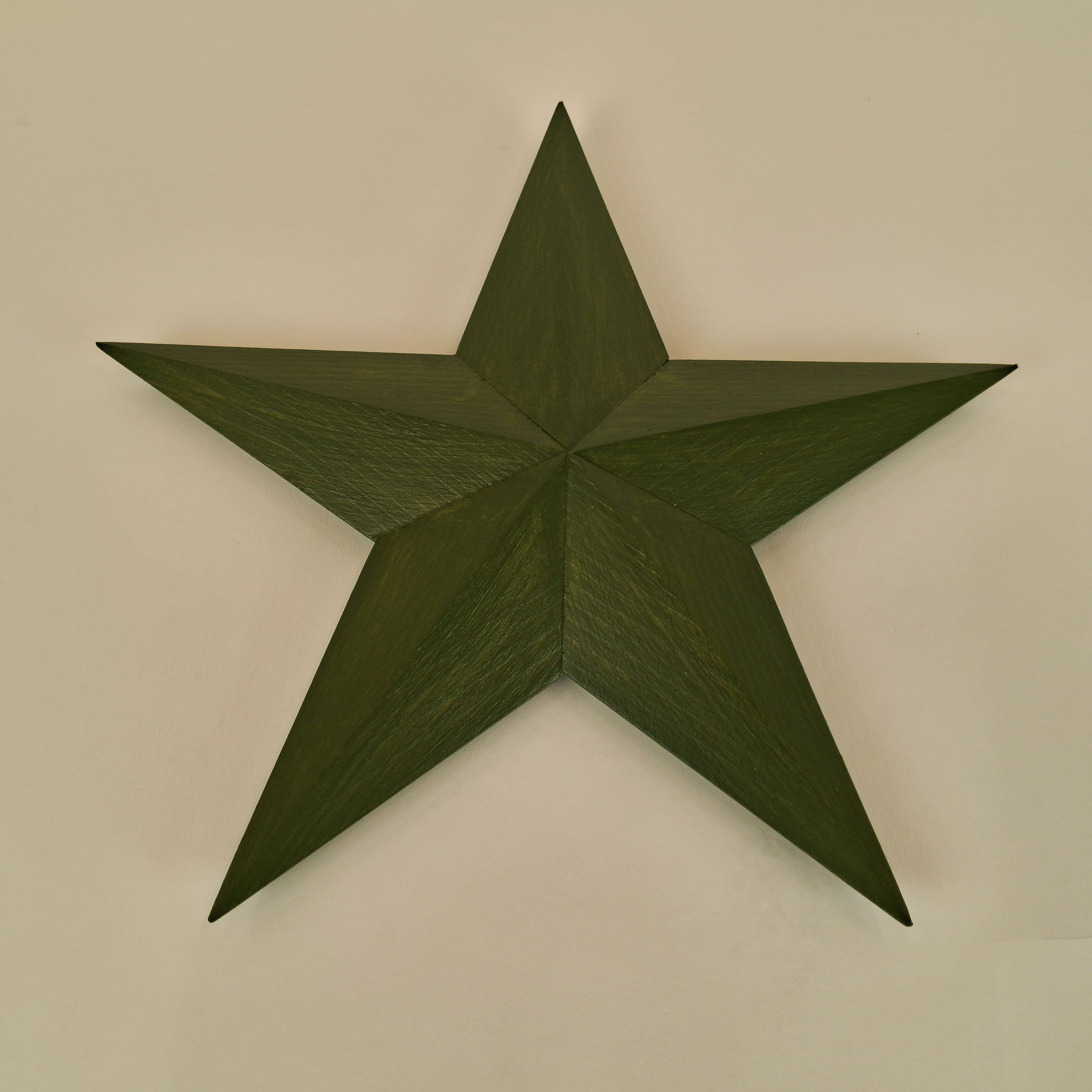 Barn star small green £26