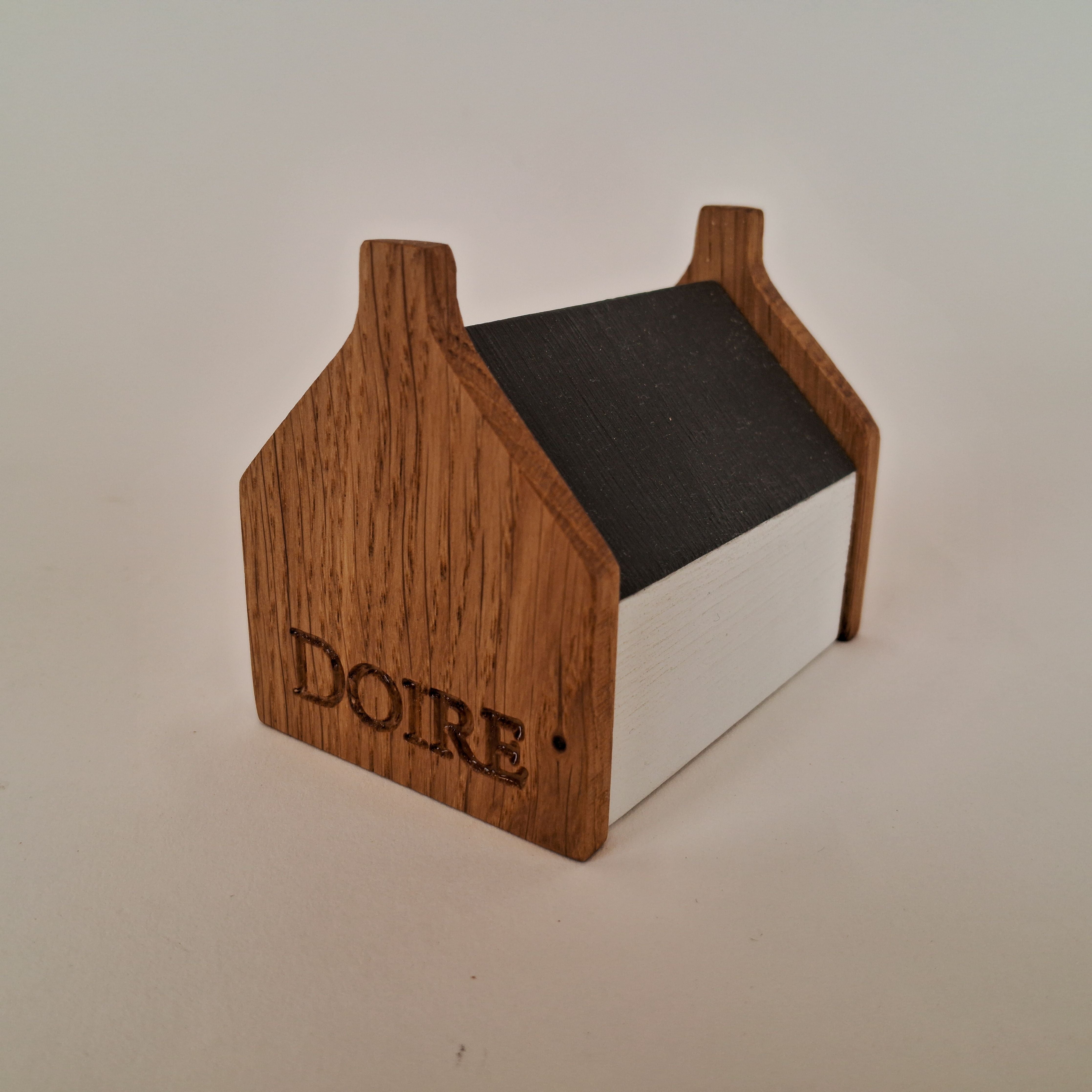 Cottage standard slate roof Doire £16
