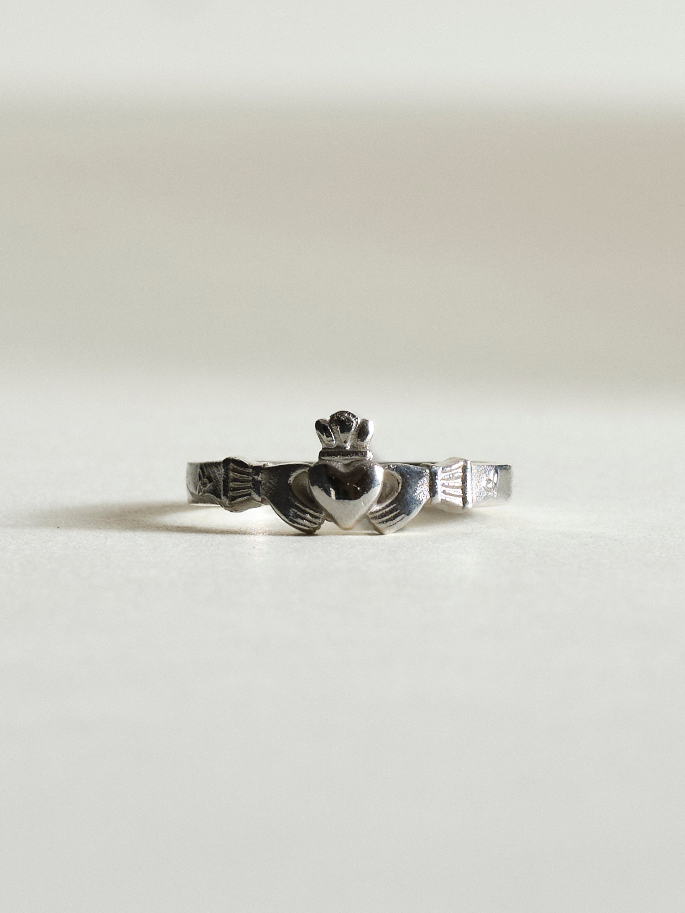 Sterling Silver Fine Claddagh Ring