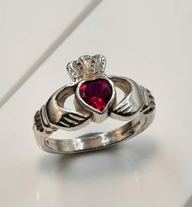 Ladies claddagh sterling silver ring with red stone
